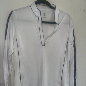 EP New York white shirt